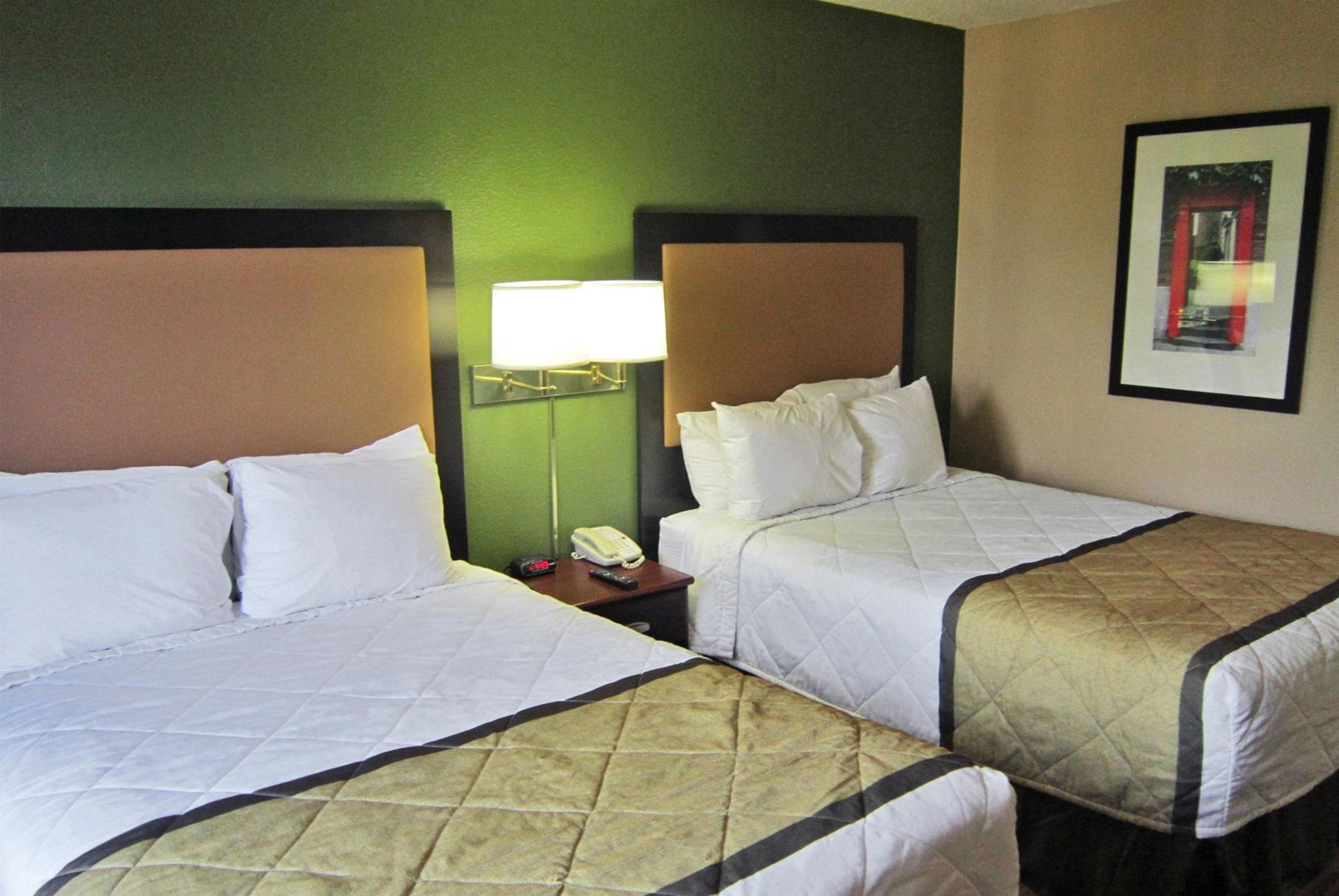 Extended America - - Hotel