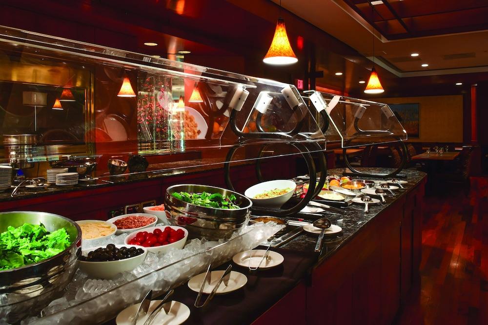 Hotel Doubletree By Hilton At Warren Place 3*