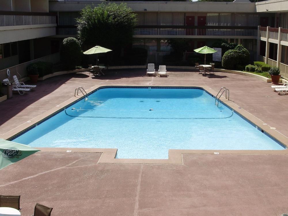 Trade Winds 3* Tulsa