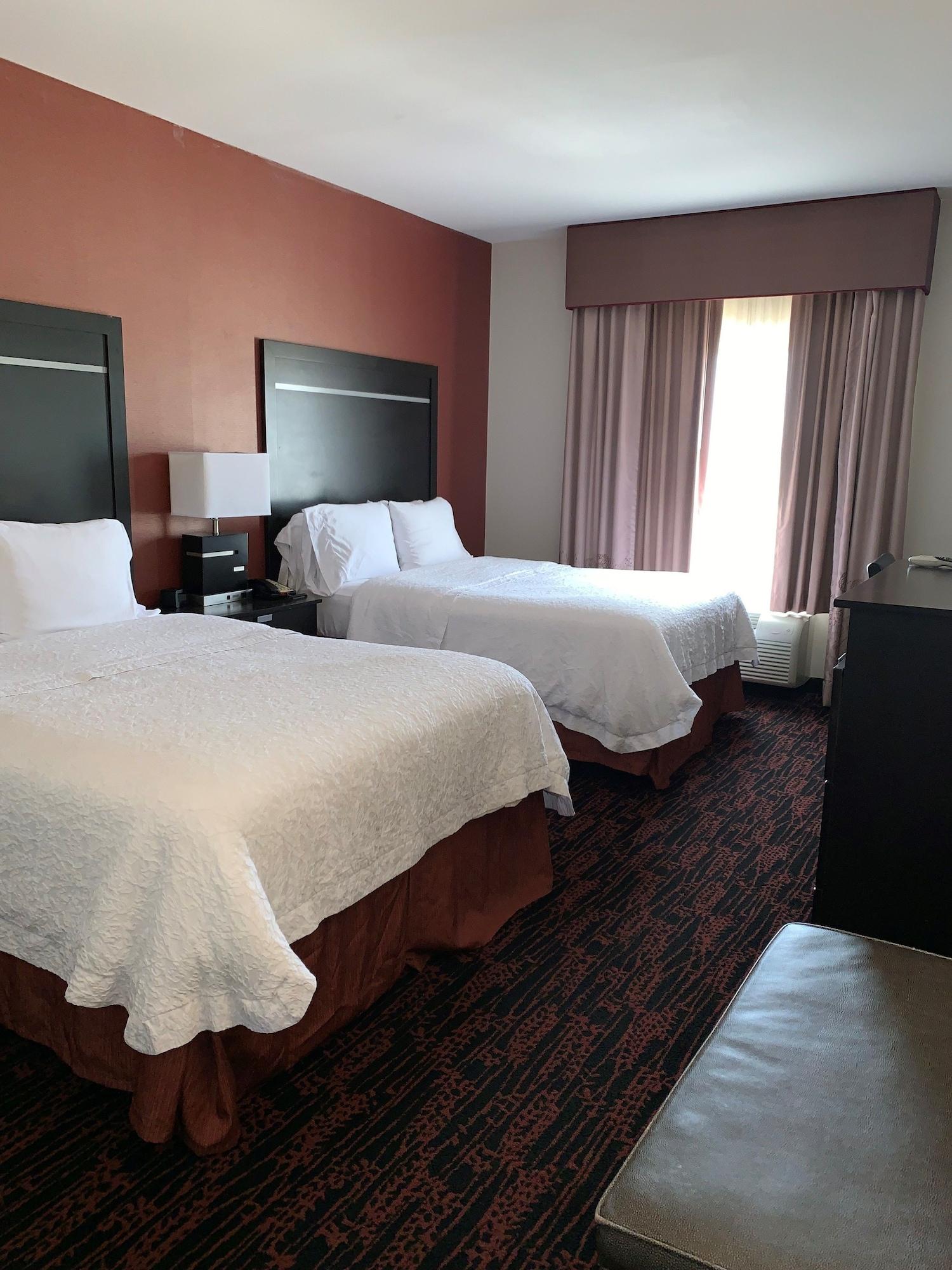 Hampton & Tulsa/tulsa Hills Hotel Tulsa