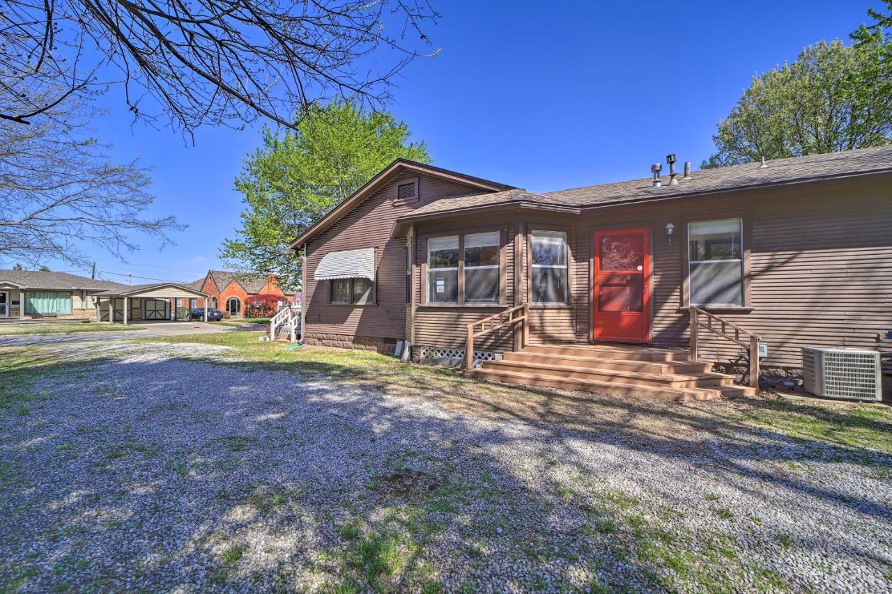 Amazing Musical Abode In Expo Square Neighborhood! Holiday home Tulsa