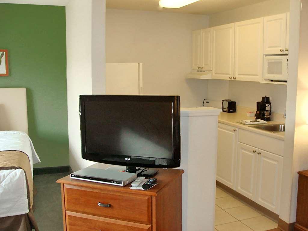 Extended America - - Midtown Hotel