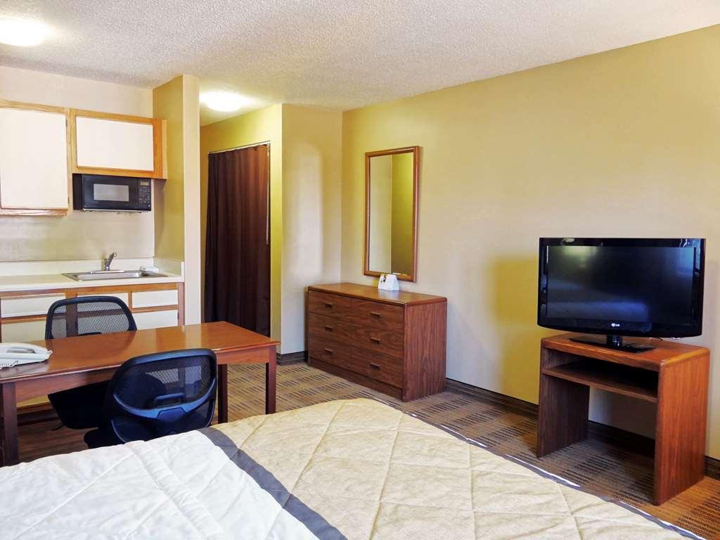Extended America - - Midtown Hotel
