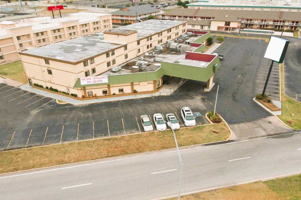 Hotel Oyo Ok, I-44 2*
