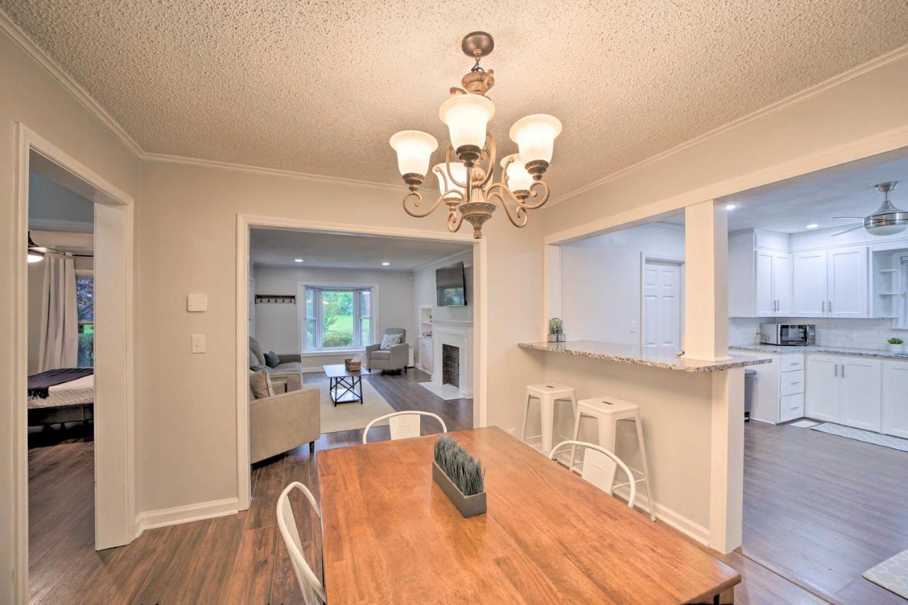 Pet-friendly Digs With Deck And Fenced Yard Holiday home *