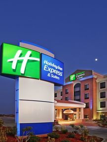Express & Midtown By Ihg Hotel