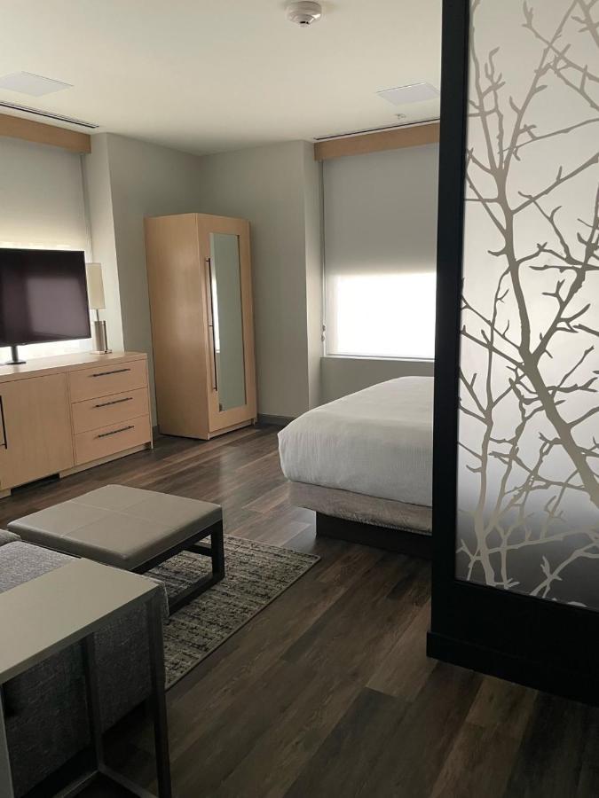 Hyatt Place Tulsa/downtown 3*