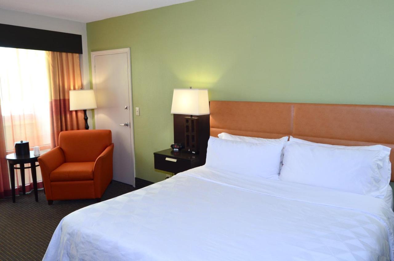 17 West Hotel, Ascend Collection 3*