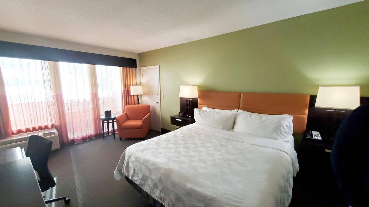 17 West Hotel, Ascend Collection Hotel Tulsa