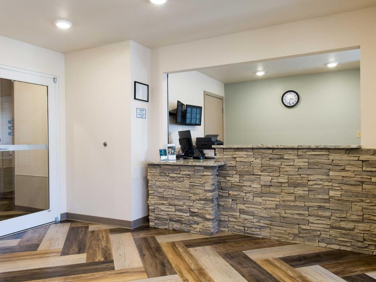 Woodspring Suites Broken Arrow 2*