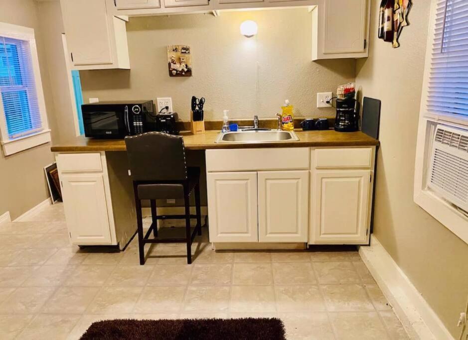 Cherry St Little House* Shop*dine* Rt 66*expo Center*bok*downtown *