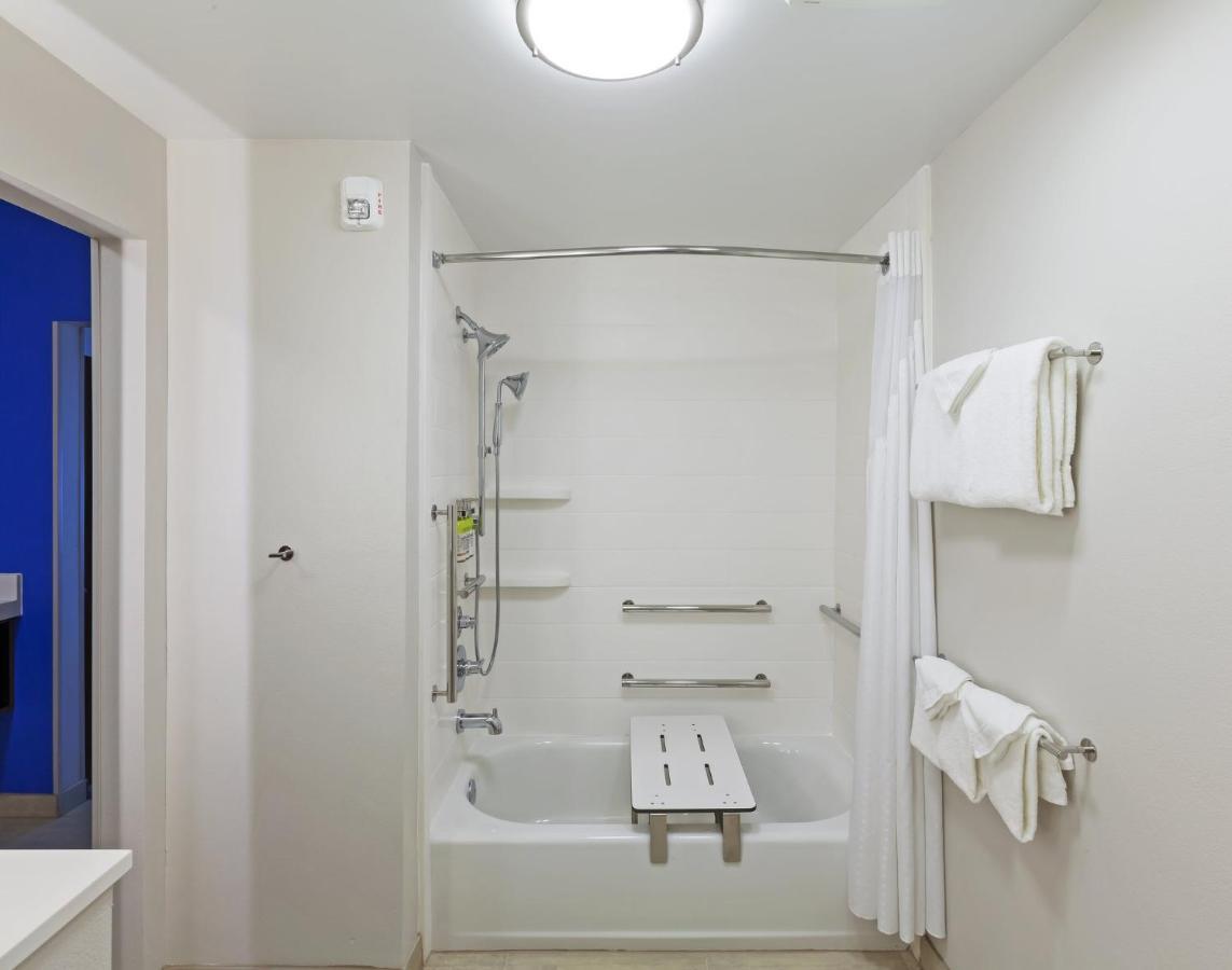 Express & South - Woodland Hills By Ihg Tulsa