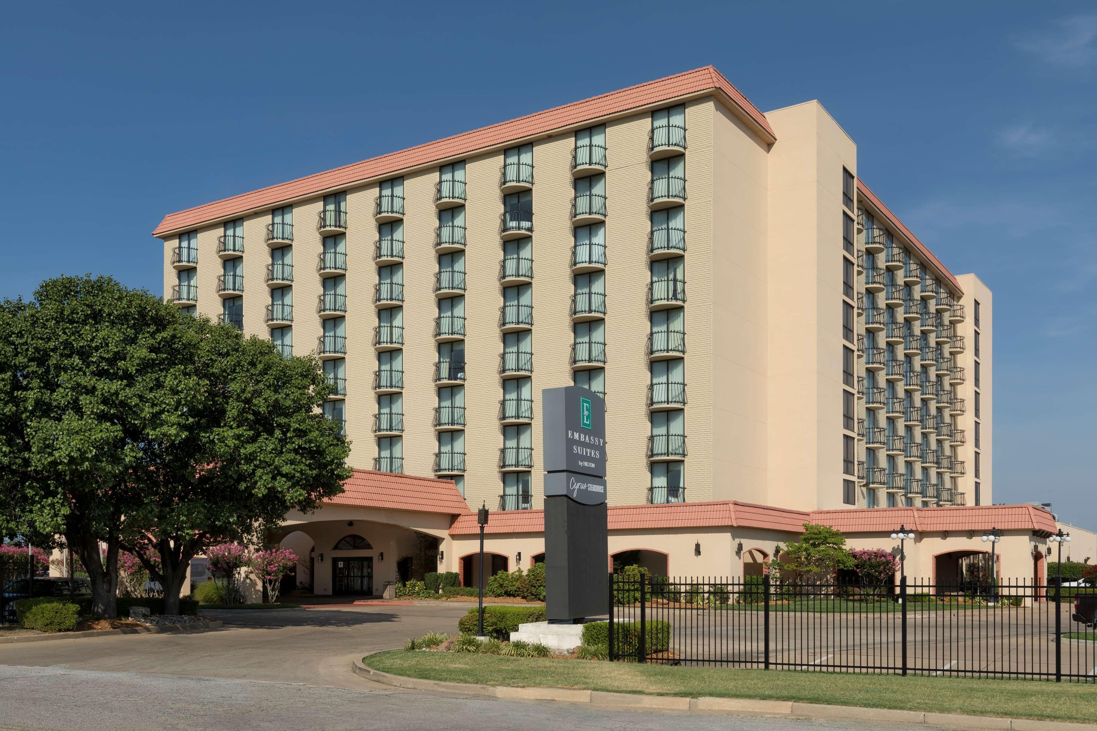 Embassy By Hilton I-44 3*