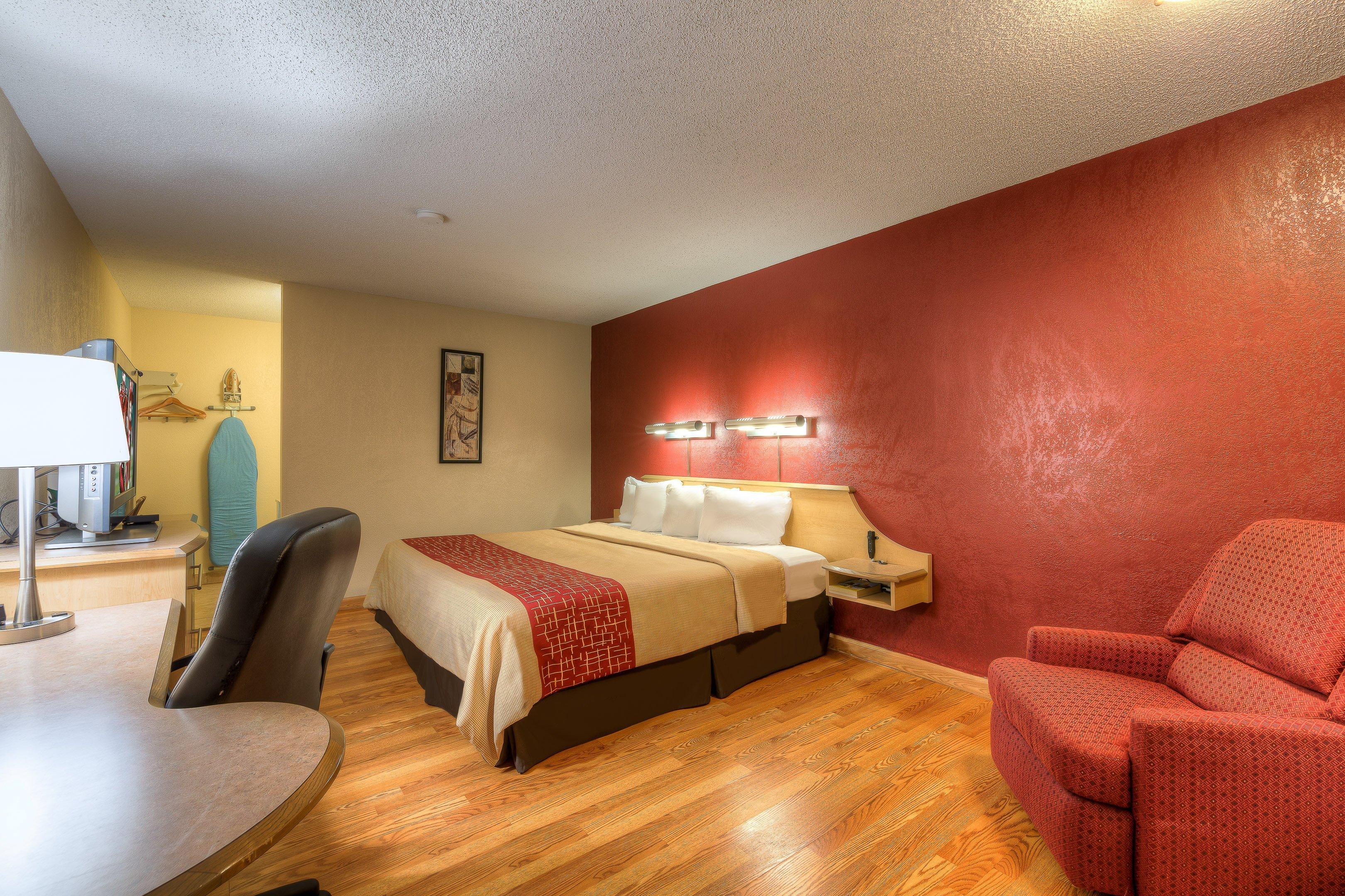 Motel Red Roof 2*