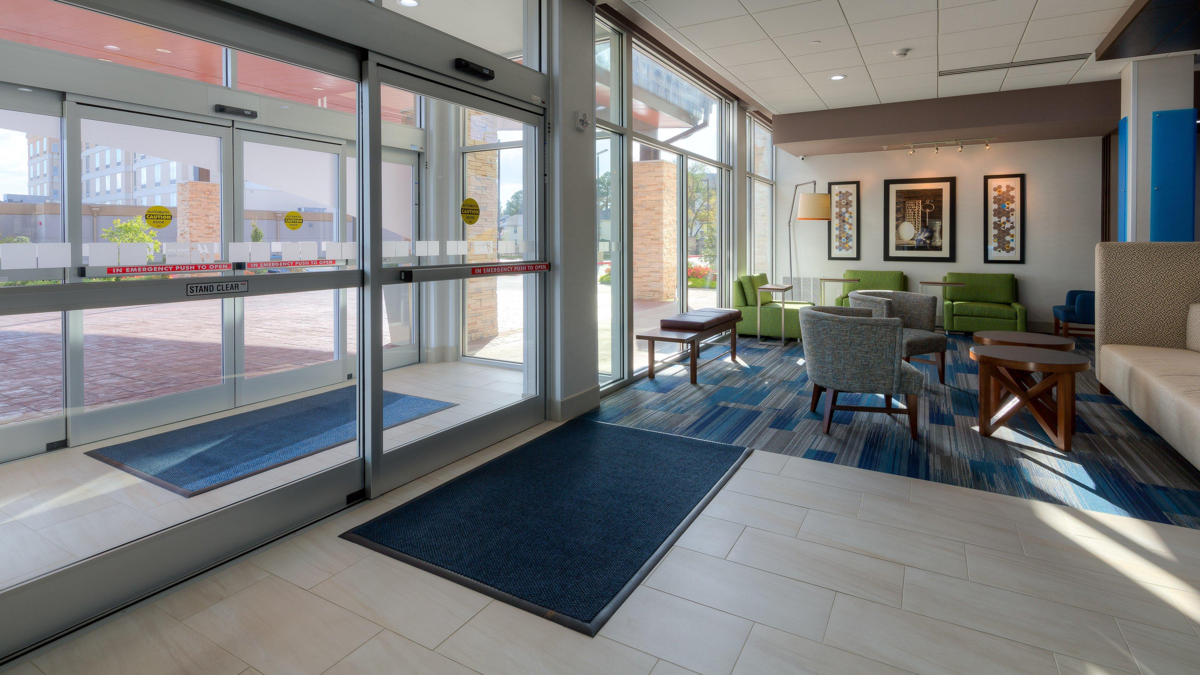 Hotel Express & Midtown By Ihg 3*