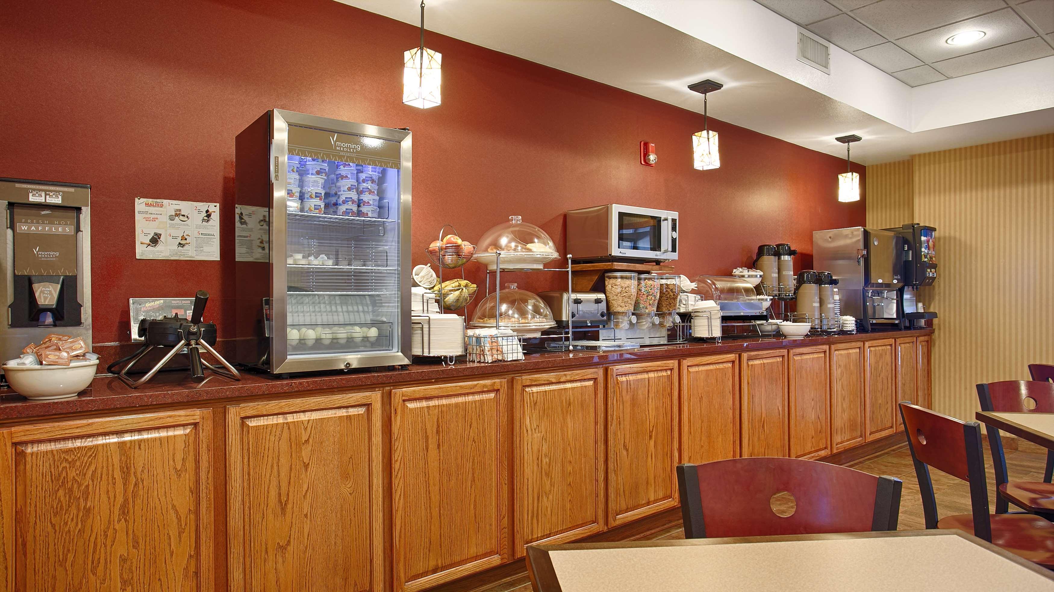 Hotel Western Woodland Hills And