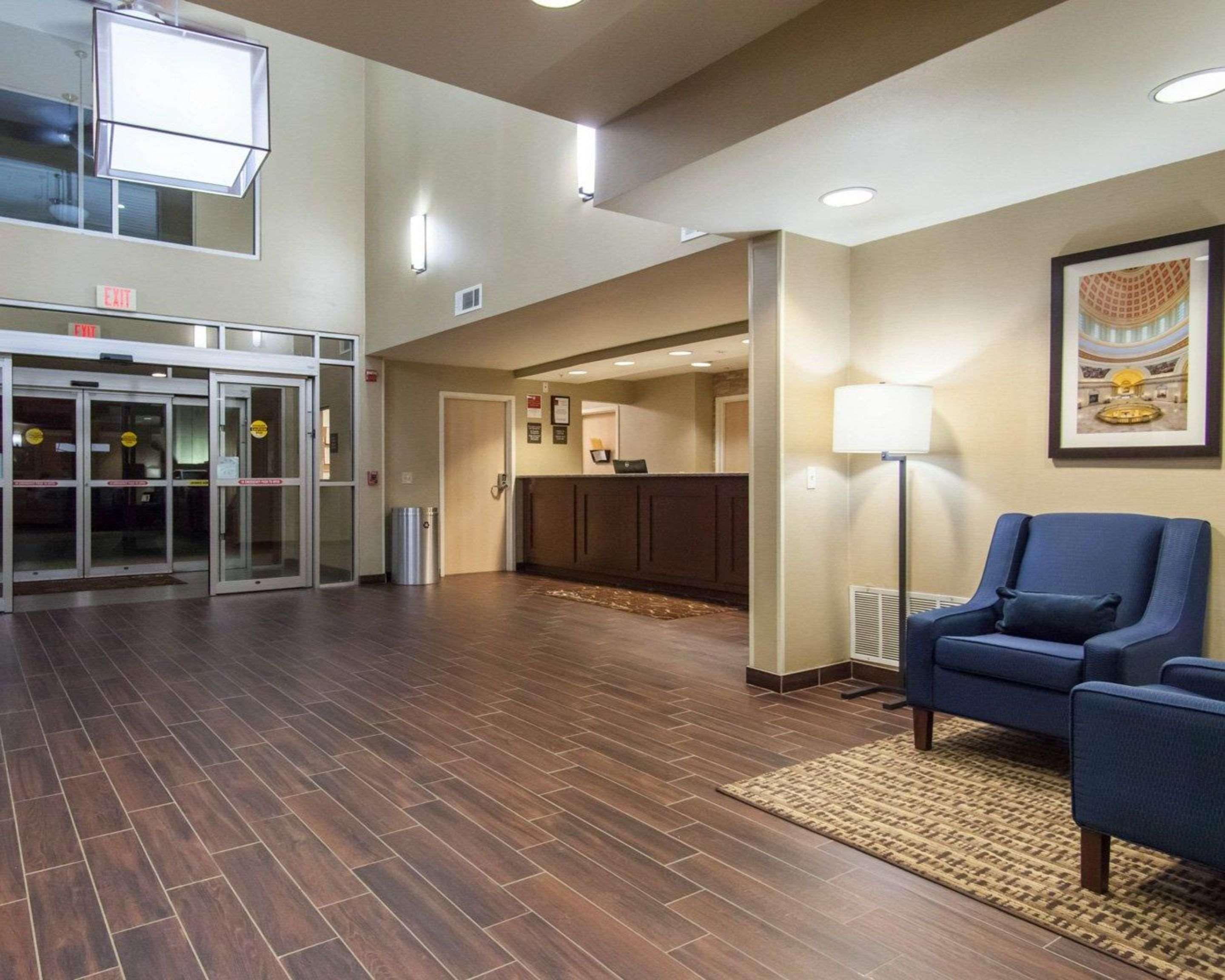 Comfort Central-i-44 3*