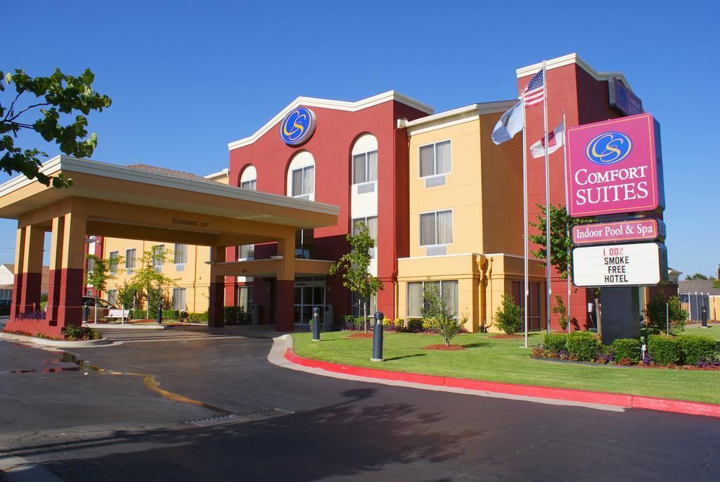 Hotel Comfort Central-i-44 3*