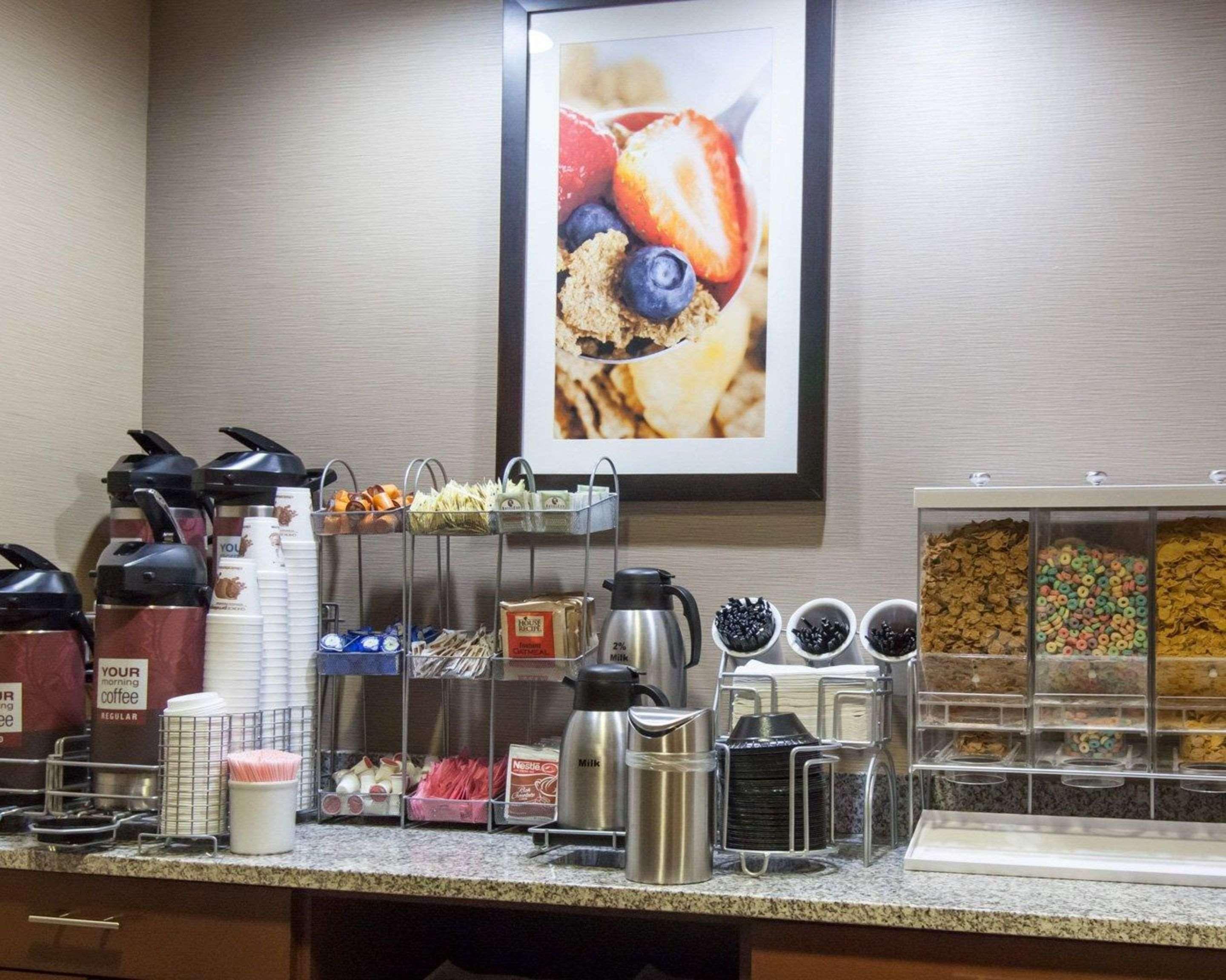 Comfort Central-i-44 Hotel 3*