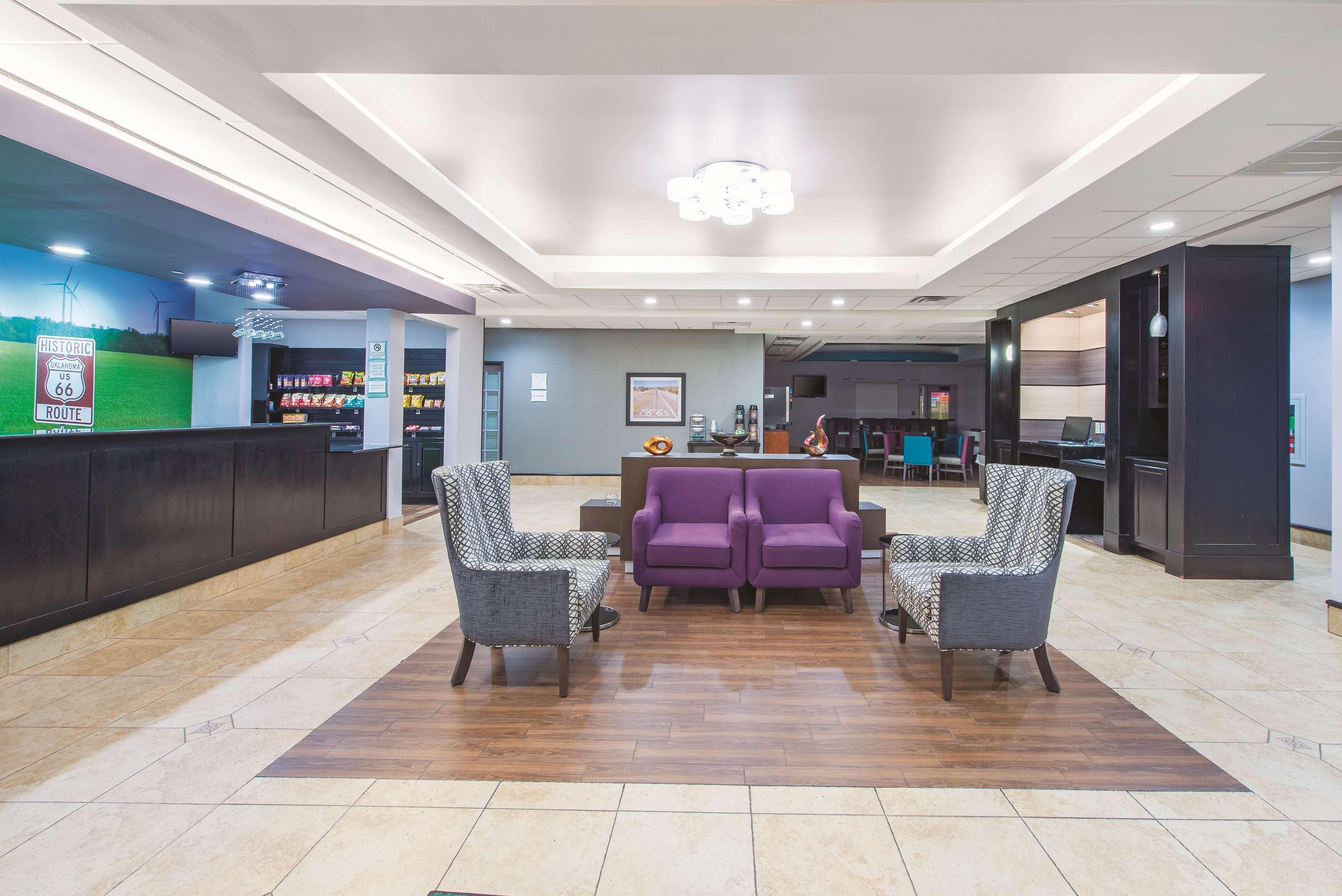 La Quinta By Wyndham Airport / Expo Square Hotel