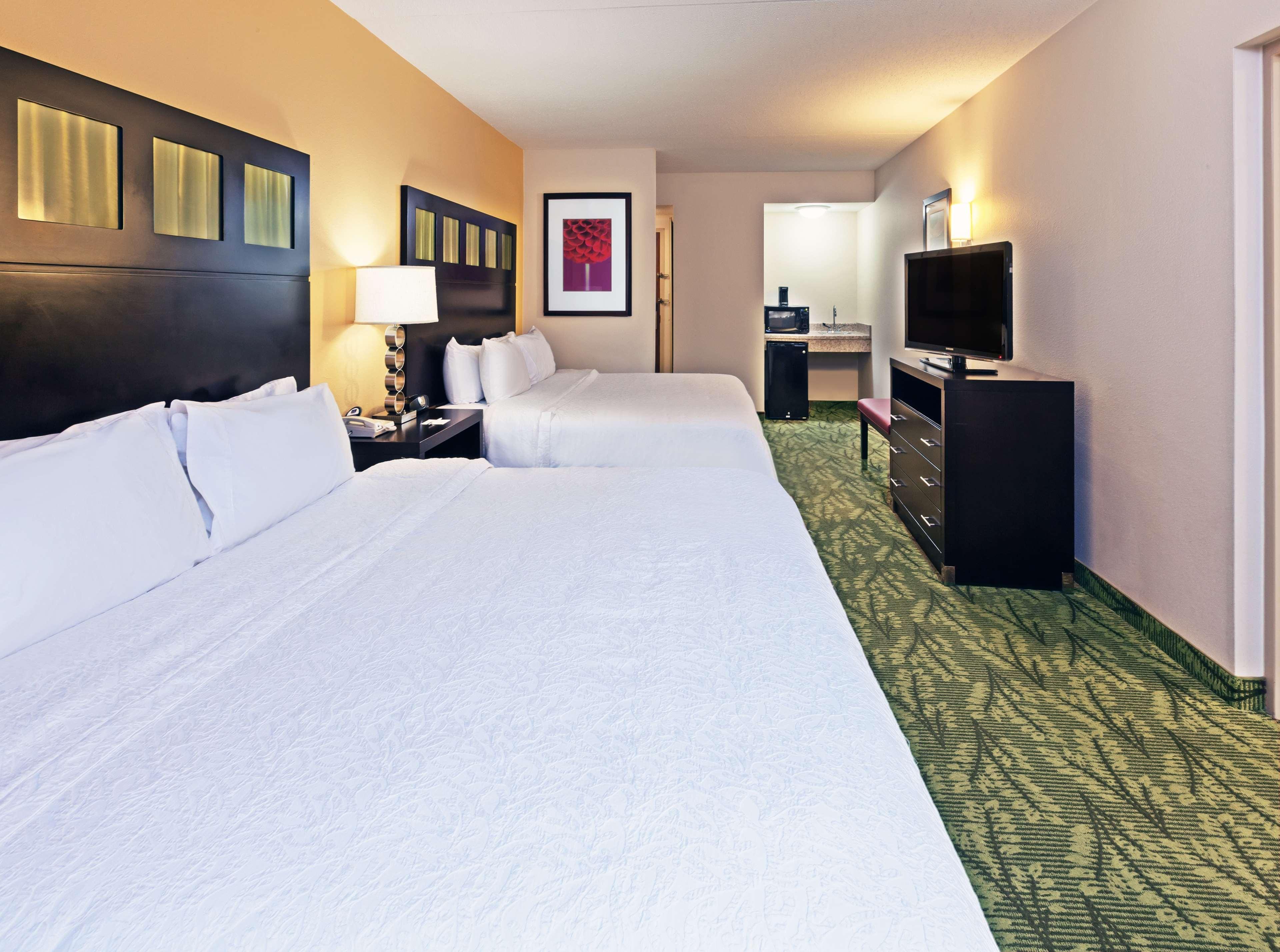 Hampton & Tulsa-woodland Hills Hotel