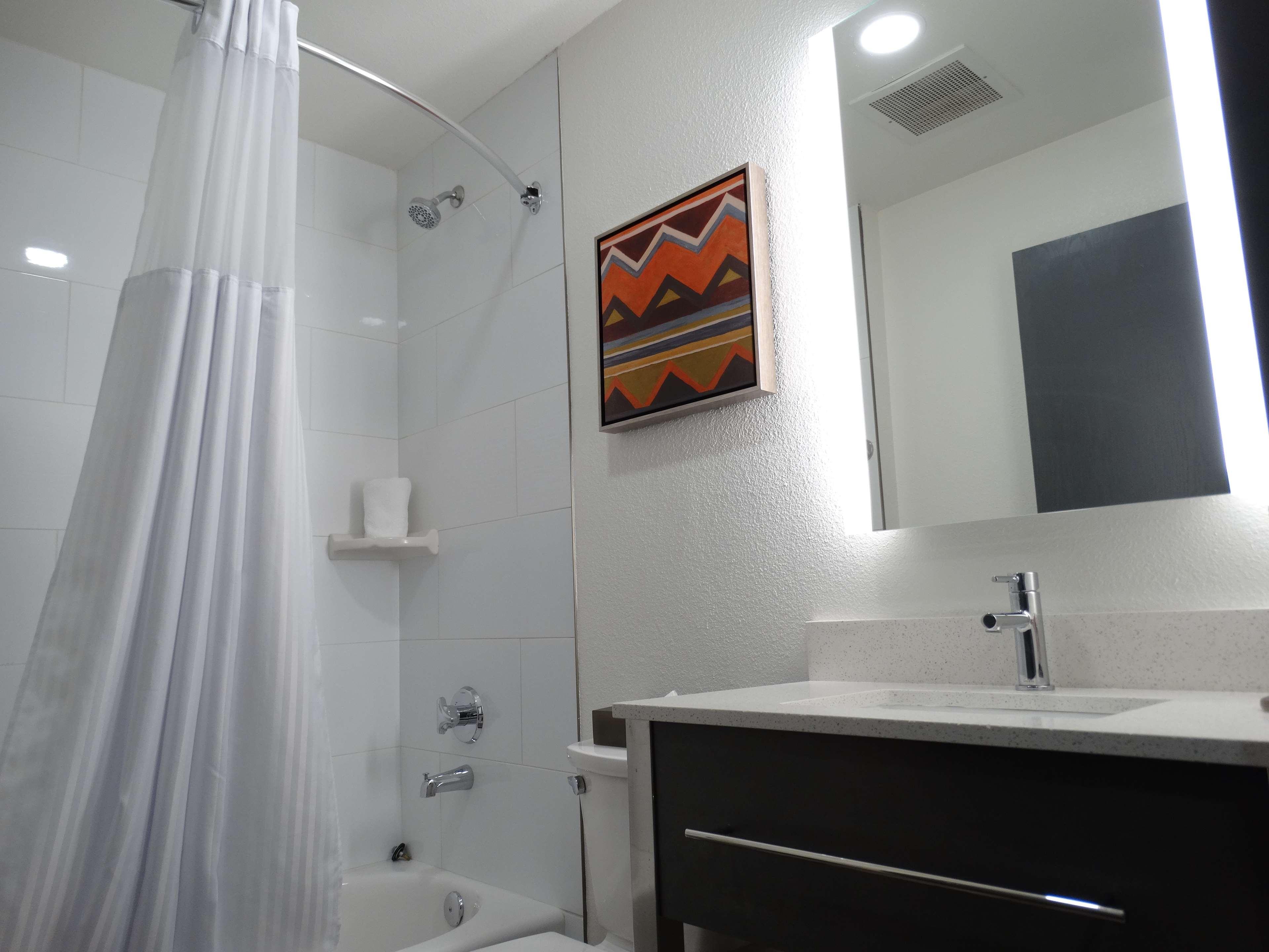 Hotel La Quinta & By Wyndham Downtown - Route 66 Tulsa