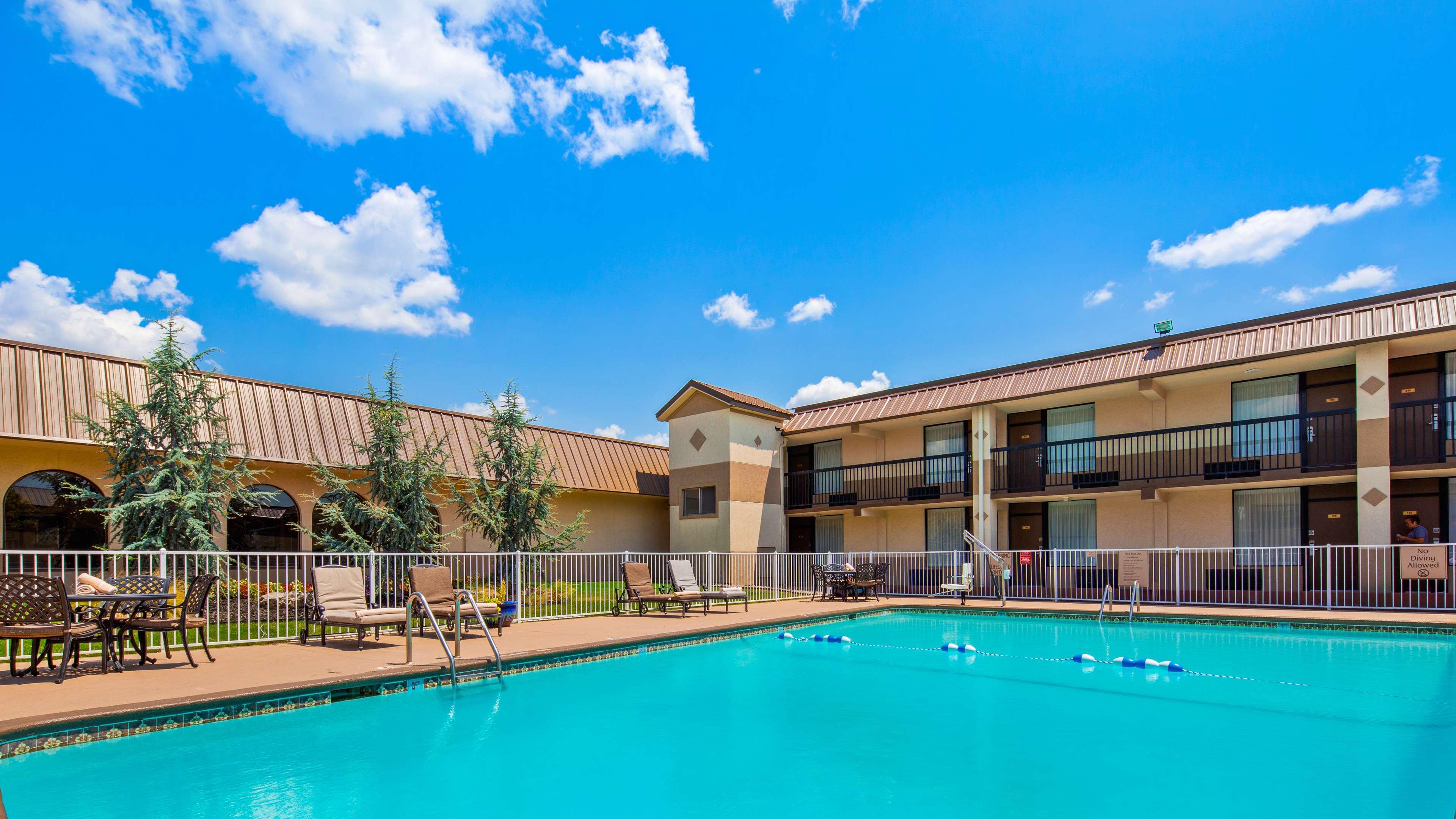 Western Airport Hotel 3*