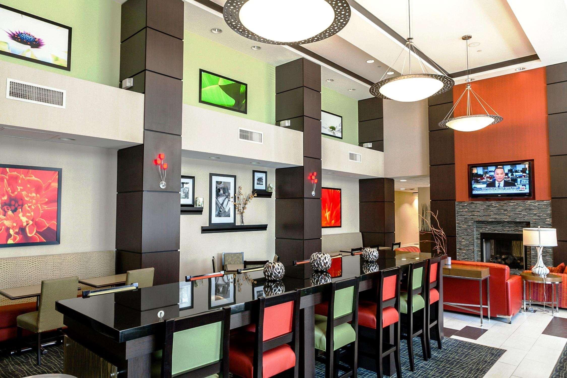 Hampton & Tulsa/tulsa Hills Hotel