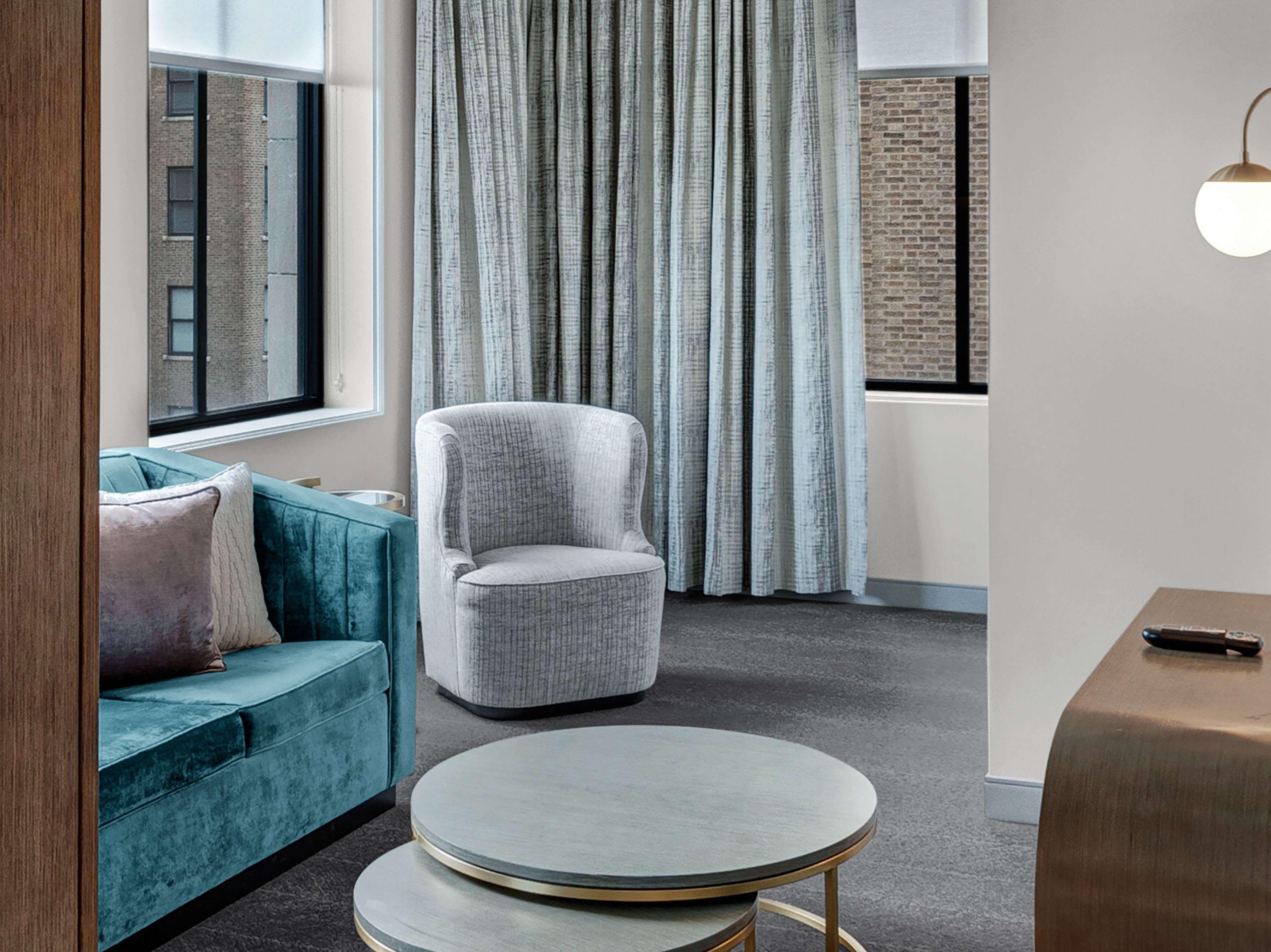 Hotel Club Curio Collection By Hilton