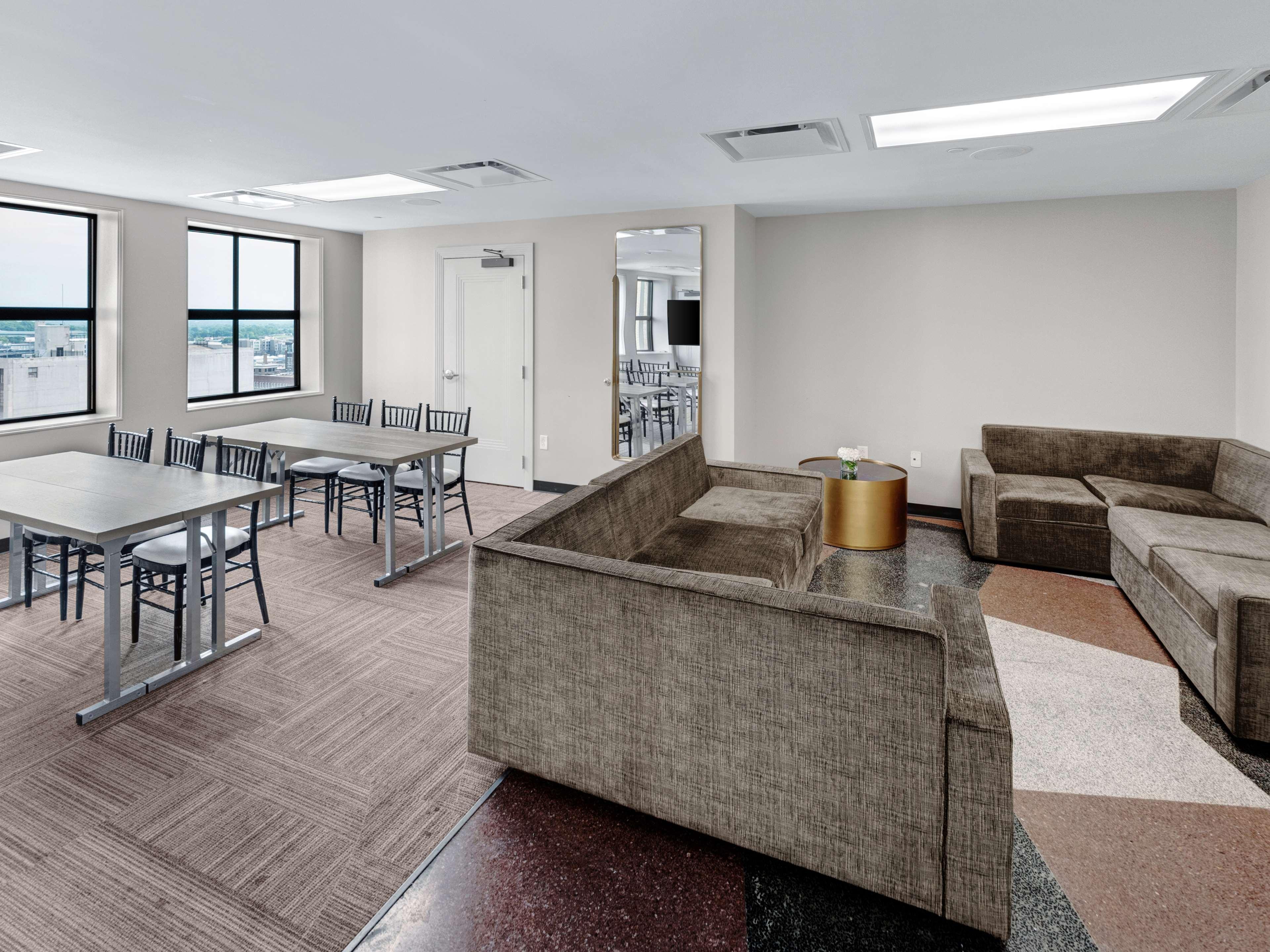 Club Curio Collection By Hilton Hotel
