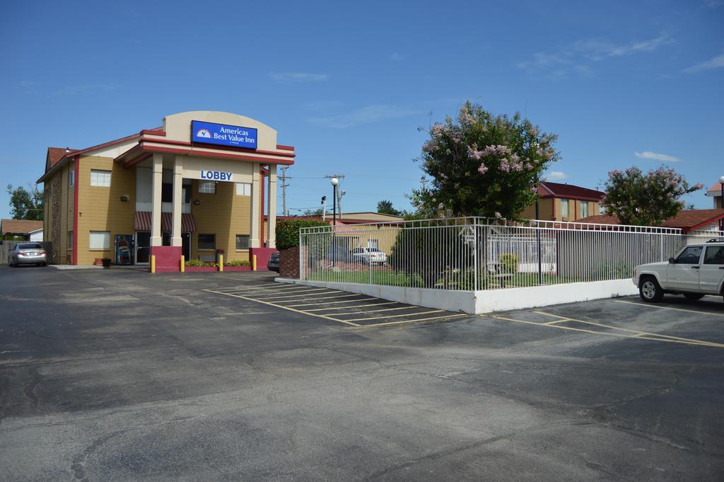 Motel Americas Value I-44 Tulsa