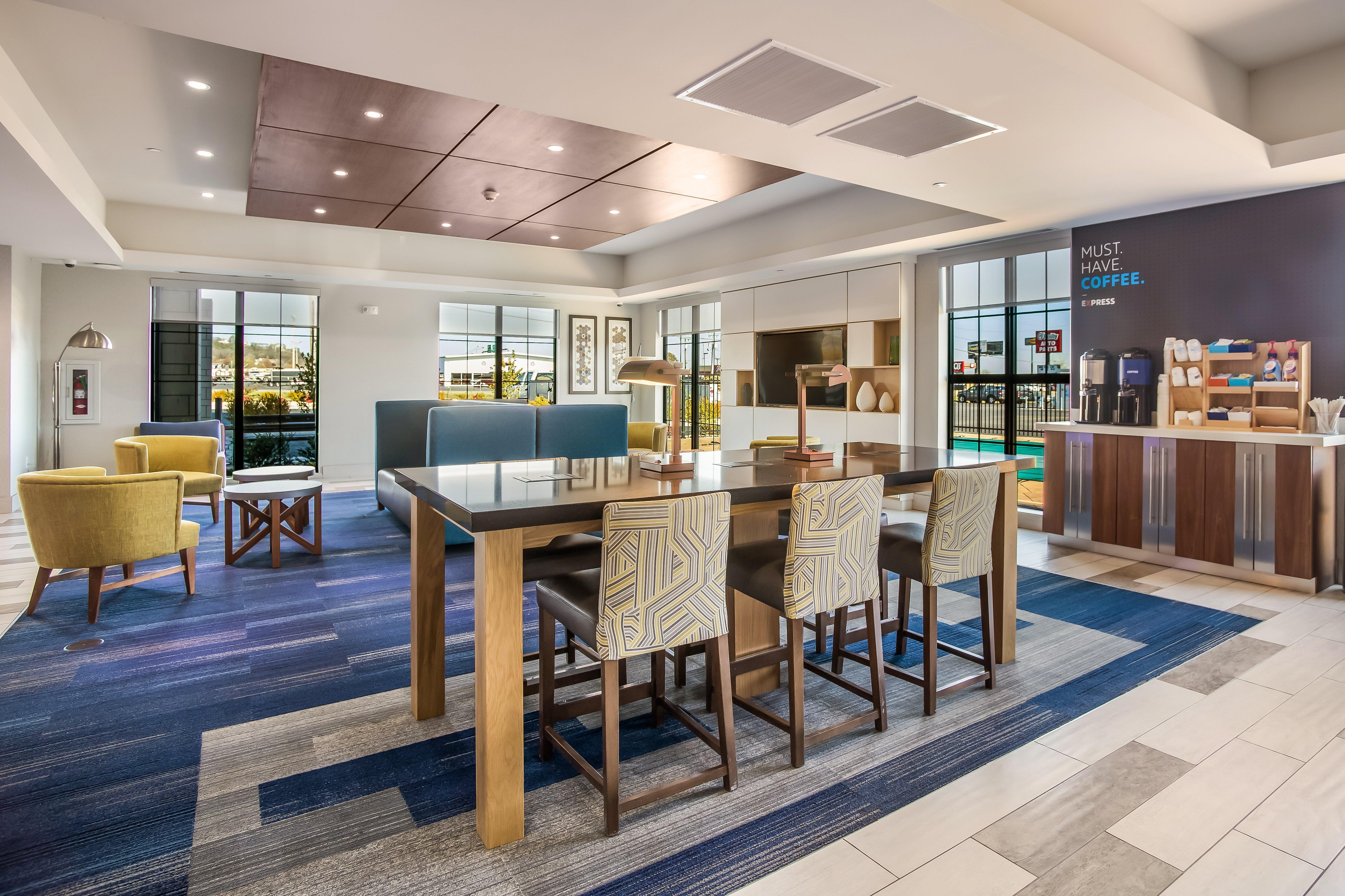 Express & East - Catoosa By Ihg Tulsa
