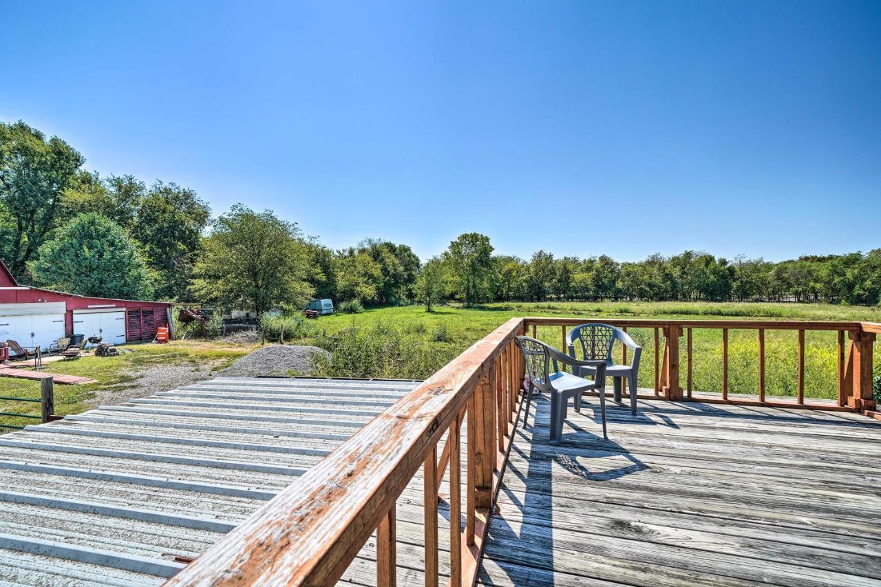 The Rockhouse With Deck On Farm! Holiday home