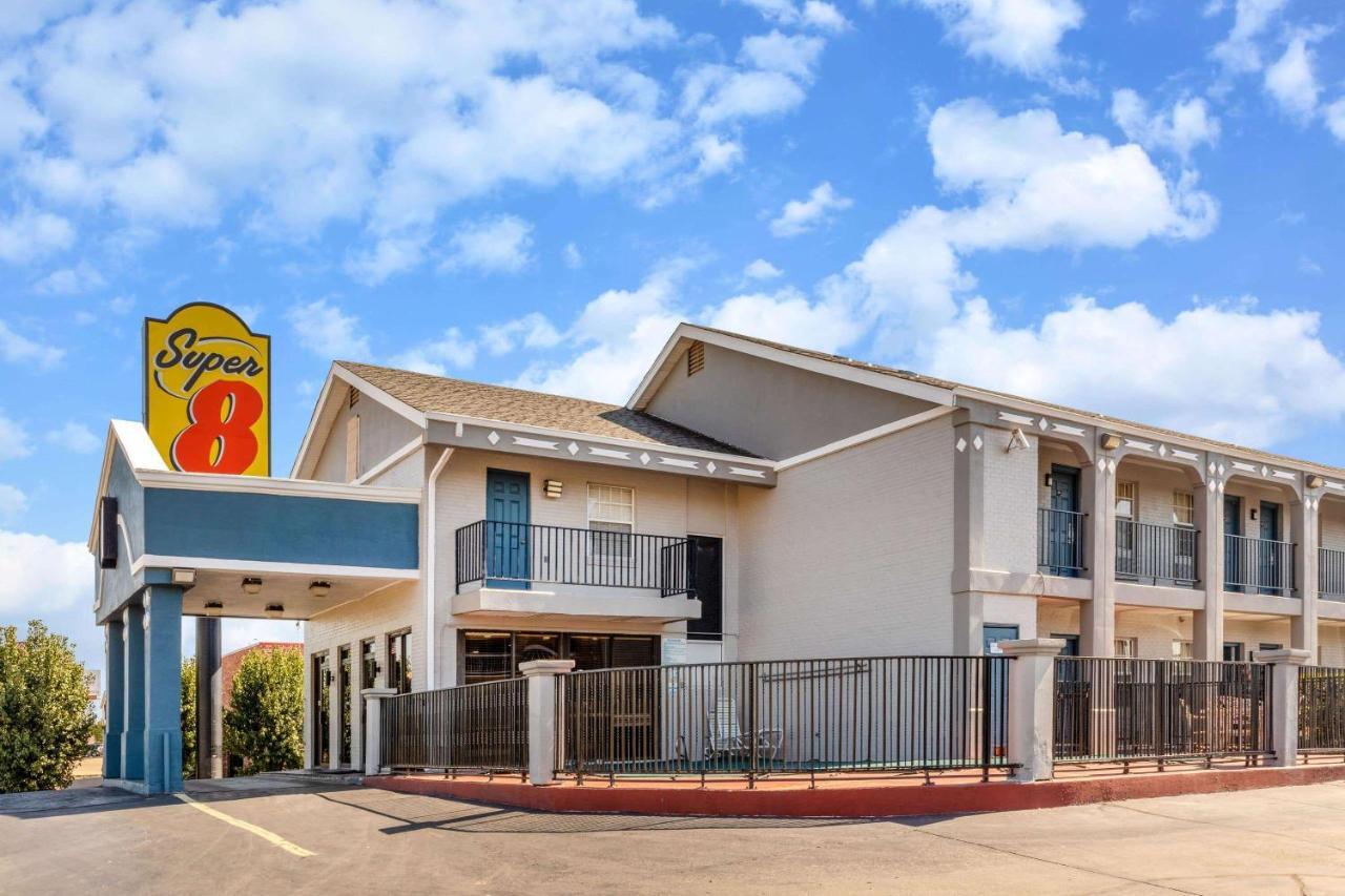 Super 8 By Wyndham Tulsa/arpt/st Fairgrounds 2* Tulsa