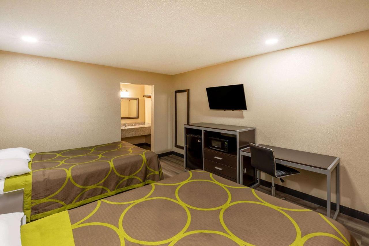 Super 8 By Wyndham Tulsa/arpt/st Fairgrounds Motel Tulsa