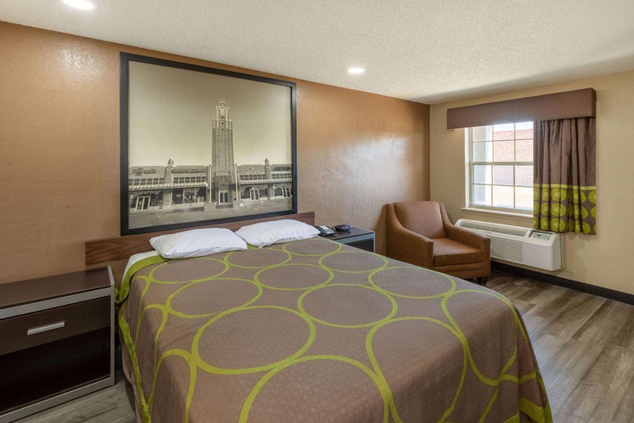 Motel Super 8 By Wyndham Tulsa/arpt/st Fairgrounds