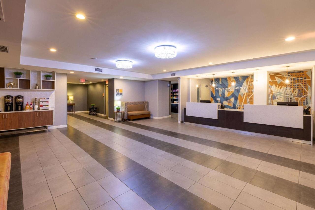Hotel La Quinta & By Wyndham Downtown - Route 66