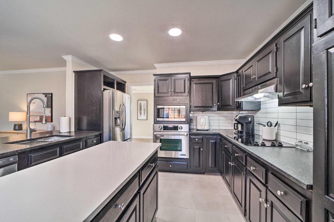 Immaculate Woodland View Retreat With Hot Tub