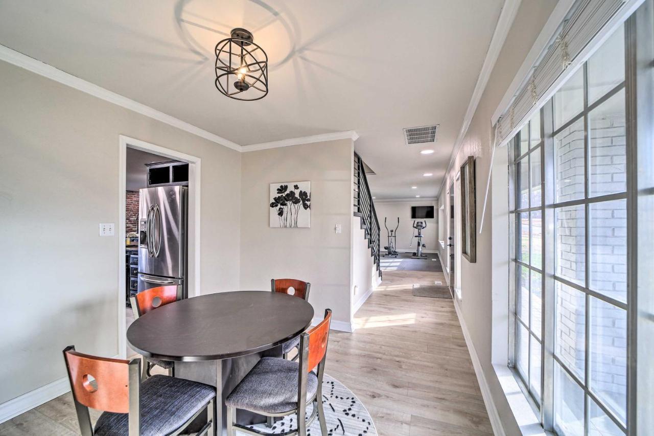 Immaculate Woodland View Retreat With Hot Tub * Tulsa