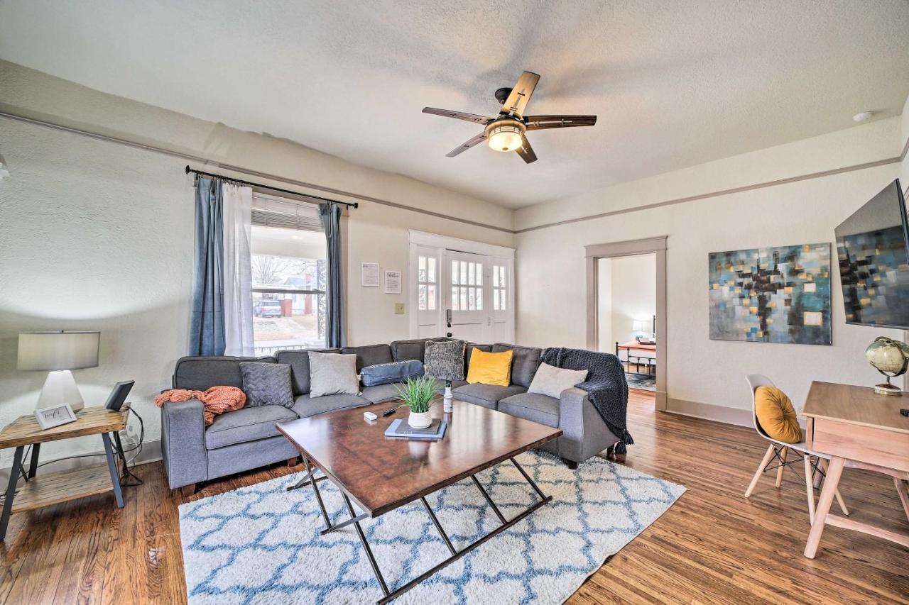 Pet-friendly Home, 2 Mi To Downtown!