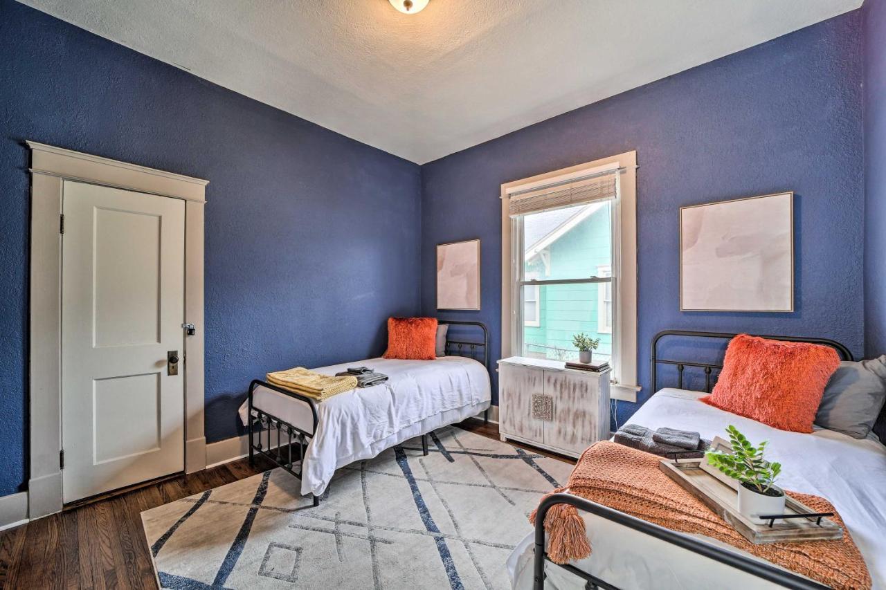 Pet-friendly Home, 2 Mi To Downtown! Holiday home Tulsa
