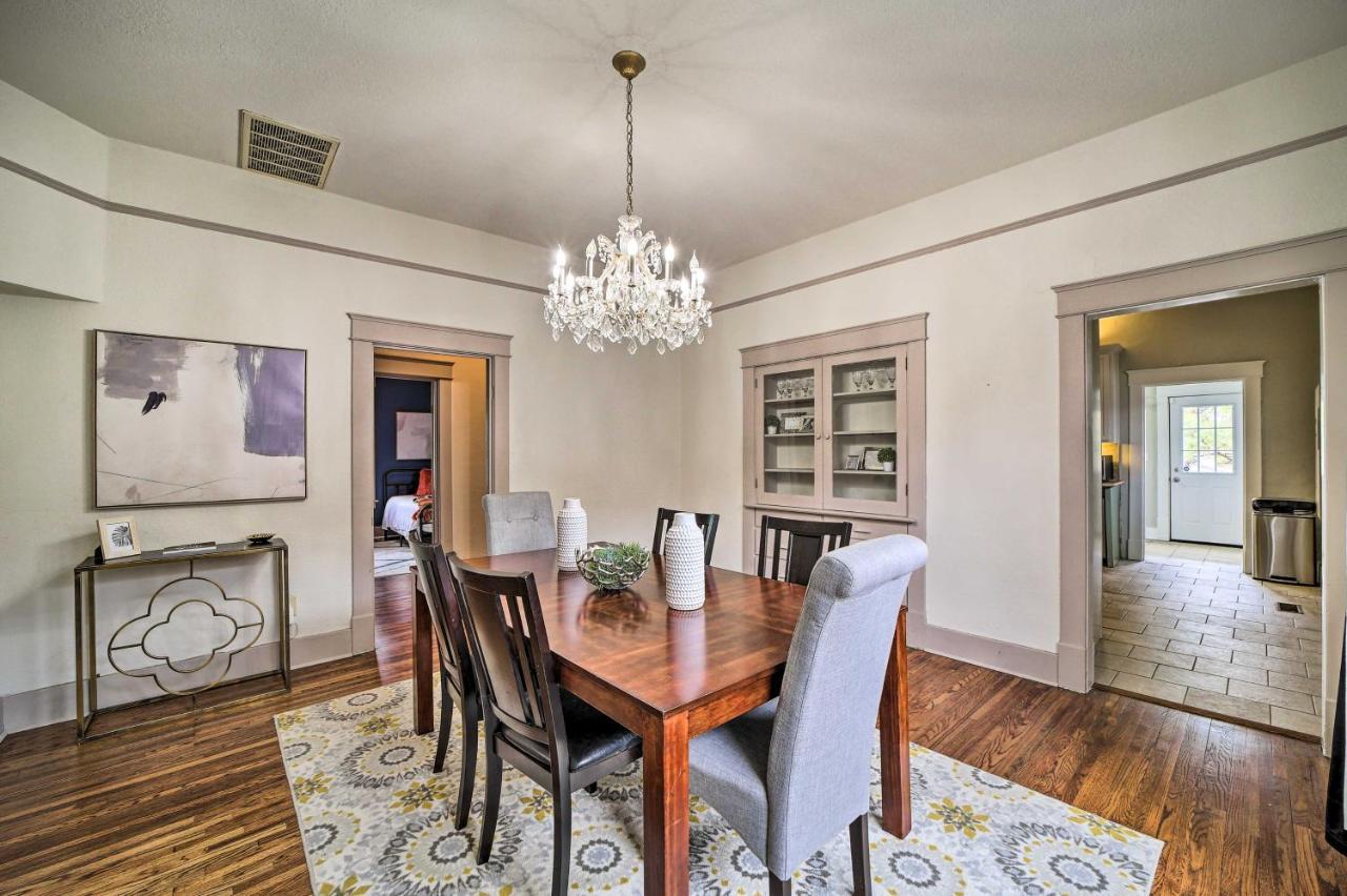 Pet-friendly Home, 2 Mi To Downtown! Holiday home *