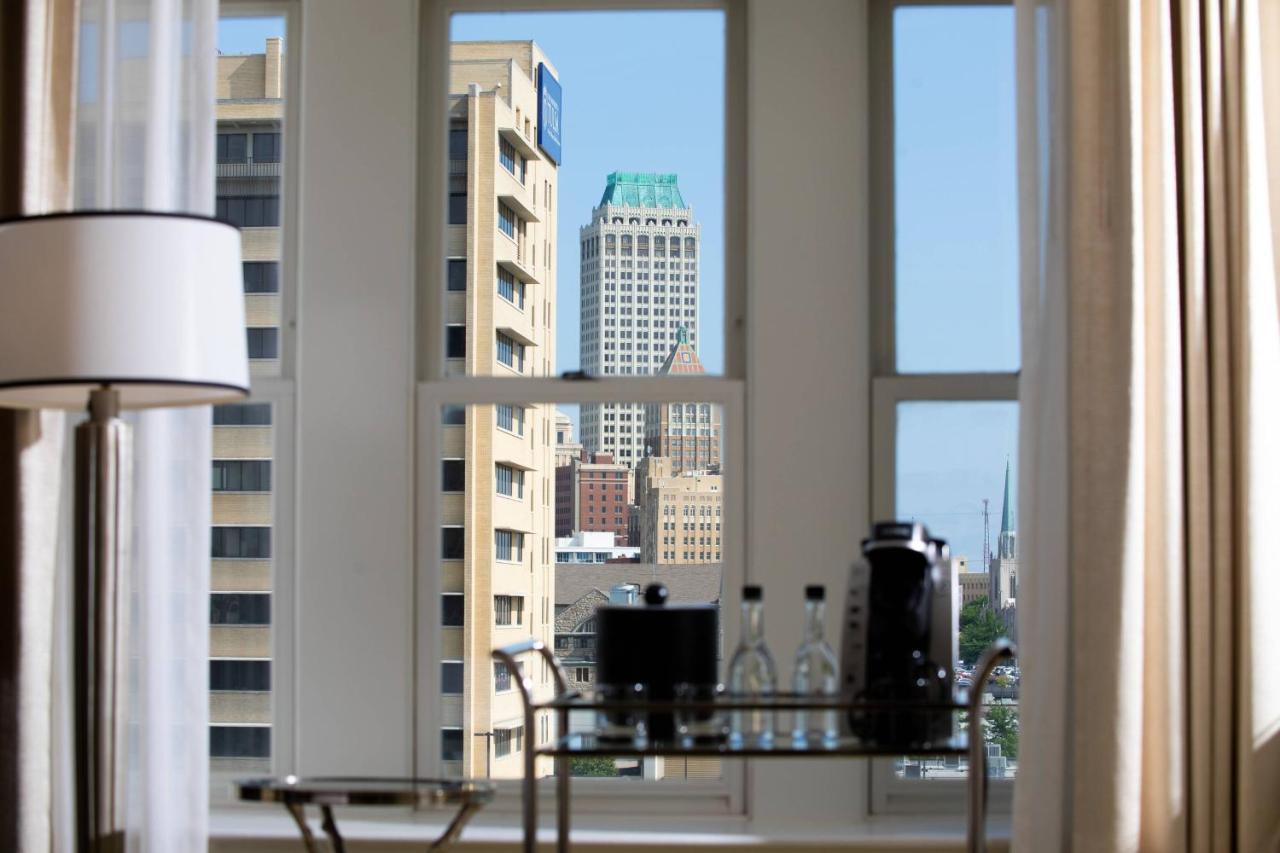 Hotel Ambassador Tulsa, Autograph Collection 4*