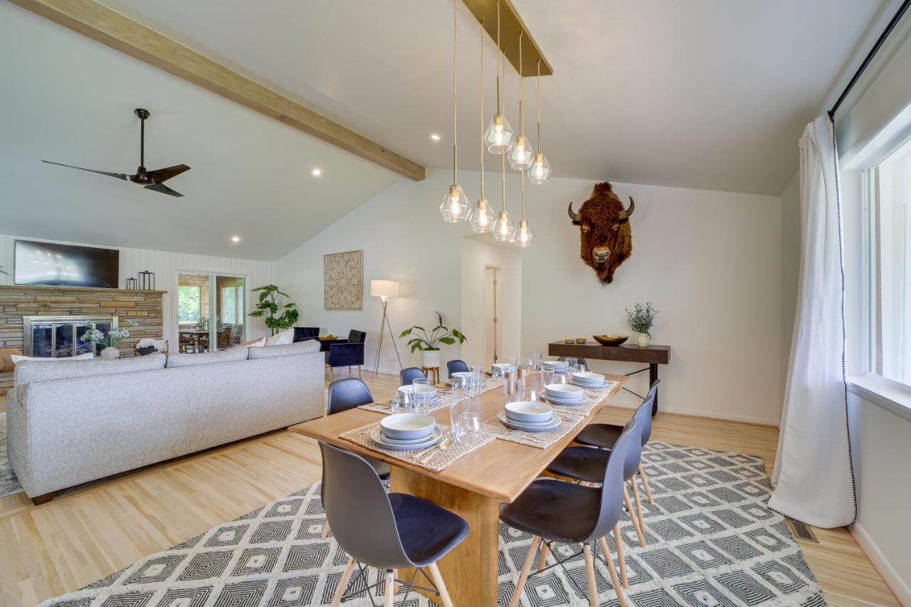 Well-appointed With Fire Pit And Patio! Holiday home *