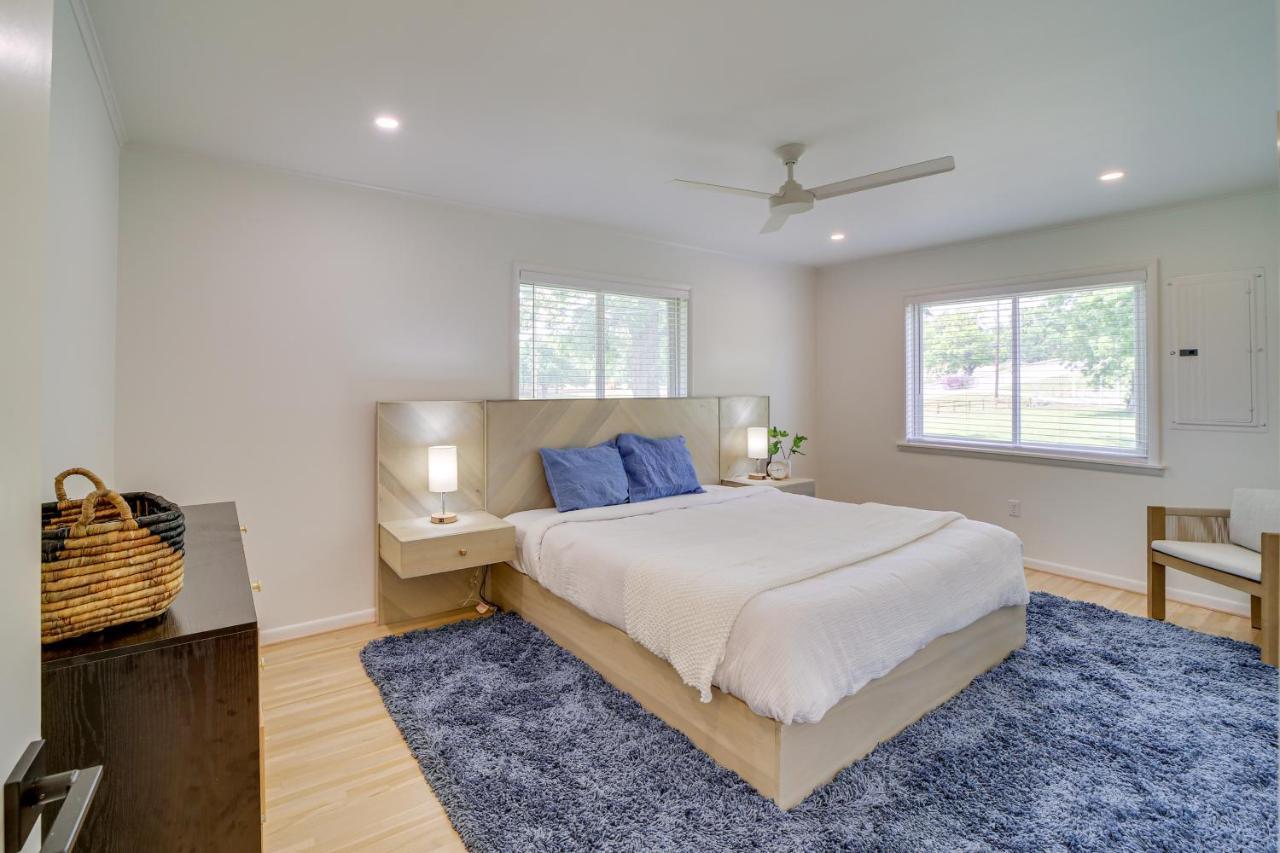 Well-appointed With Fire Pit And Patio! Holiday home *