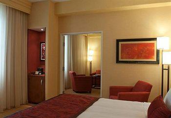 Hotel Courtyard By Marriott Downtown Tulsa