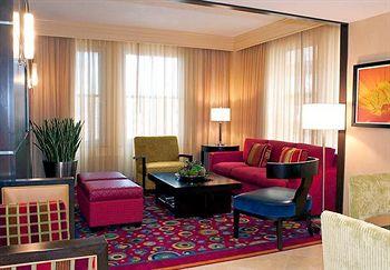 Courtyard By Marriott Downtown Hotel 4*