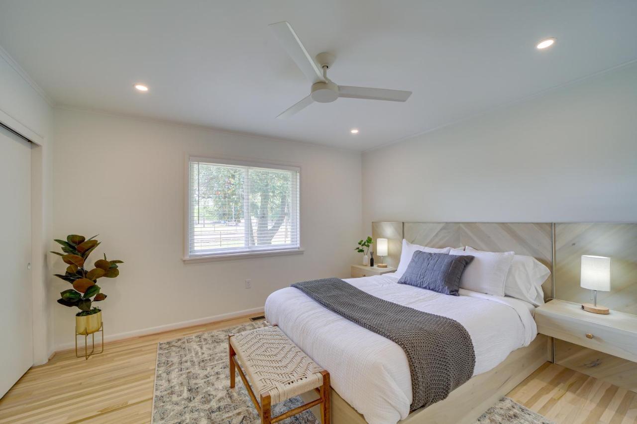 Holiday home Well-appointed With Fire Pit And Patio! Tulsa