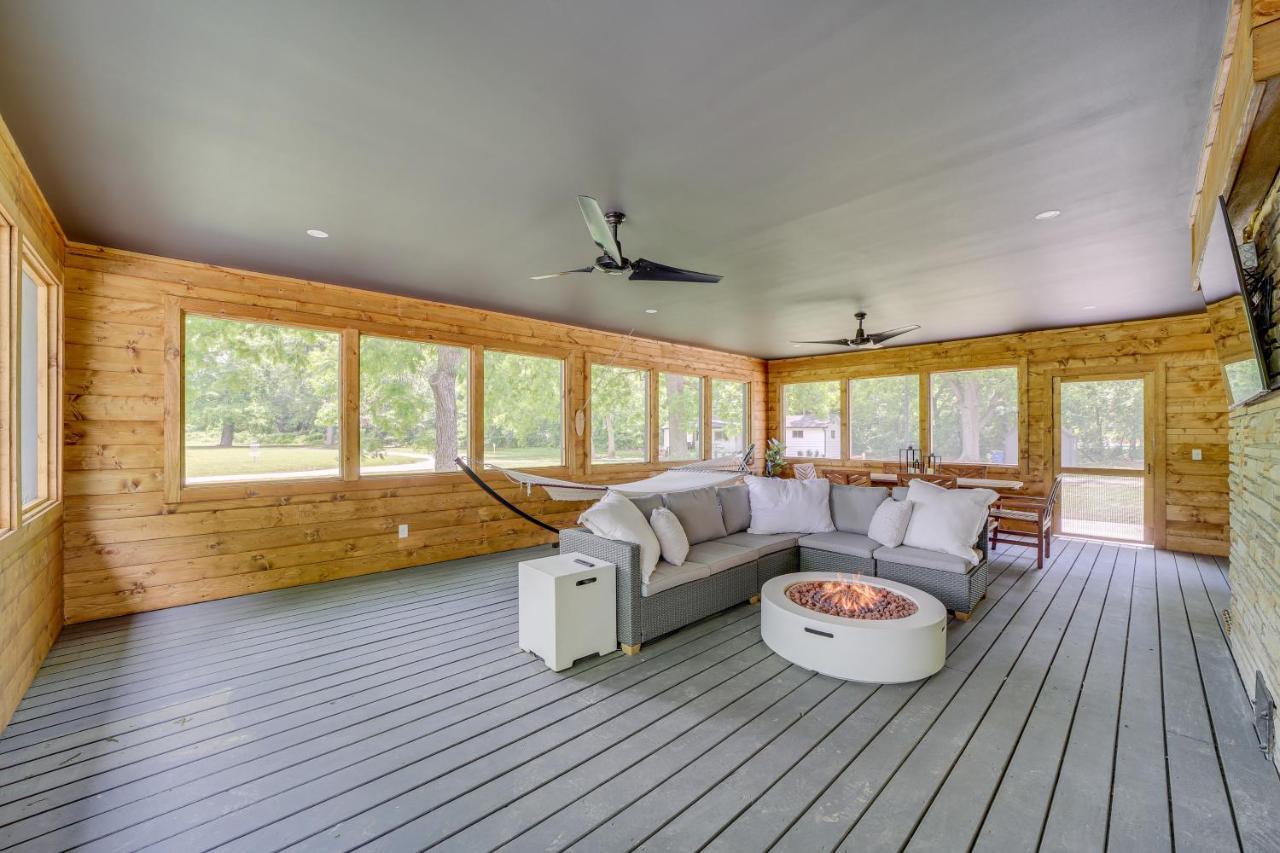 Well-appointed With Fire Pit And Patio! Holiday home