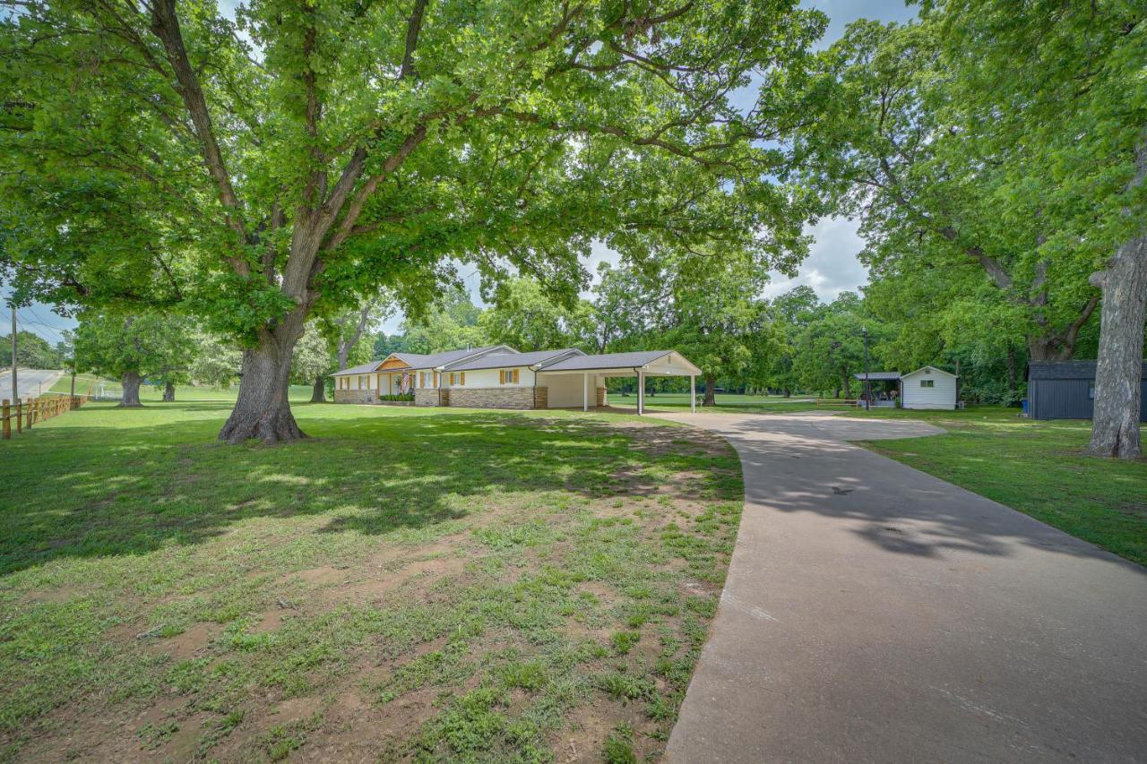Well-appointed With Fire Pit And Patio! * Tulsa